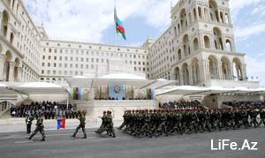 В предстоящем в Азербайджане военном параде примут участие более 5 тысяч человек личного состава