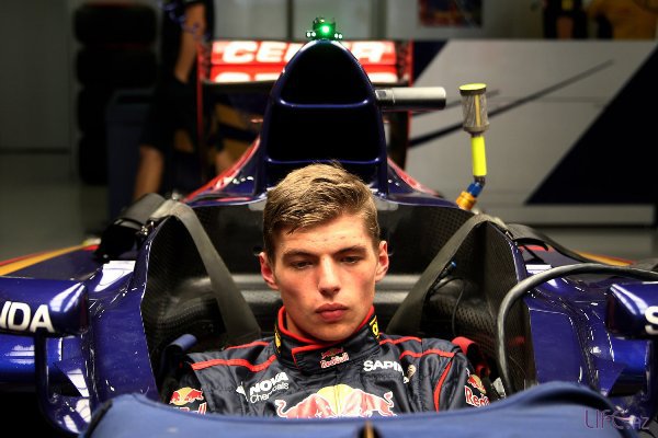 Ферстаппен стал самым молодым победителем в истории «Формулы-1»