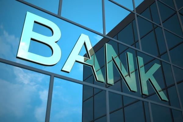 Руководитель одного из крупных банков Азербайджана уходит с должности