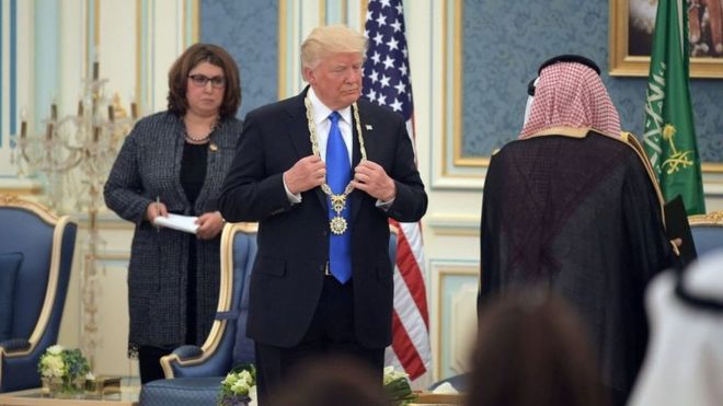 США и Саудовская Аравия заключили оружейную сделку на $110 млрд