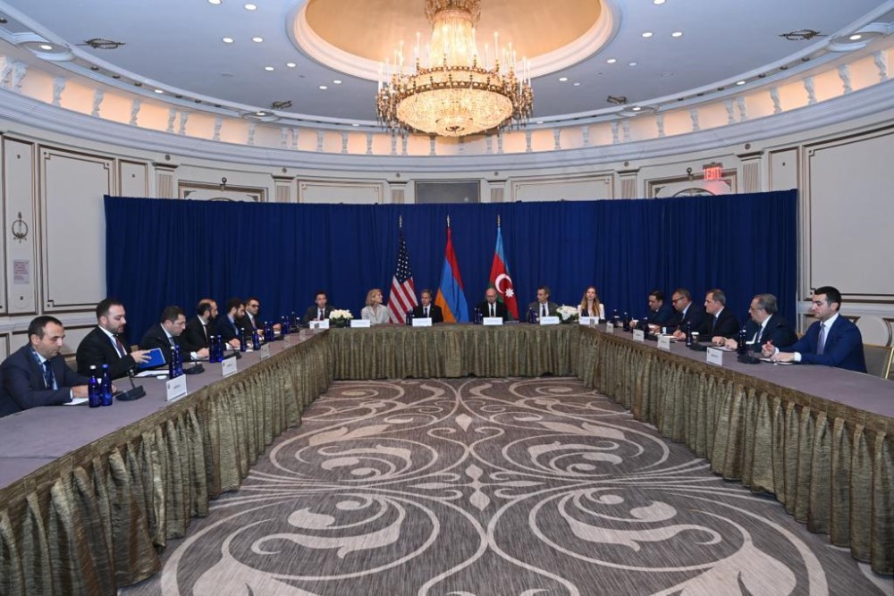 Блинкен рассказал об урегулировании азербайджано-армянских отношений